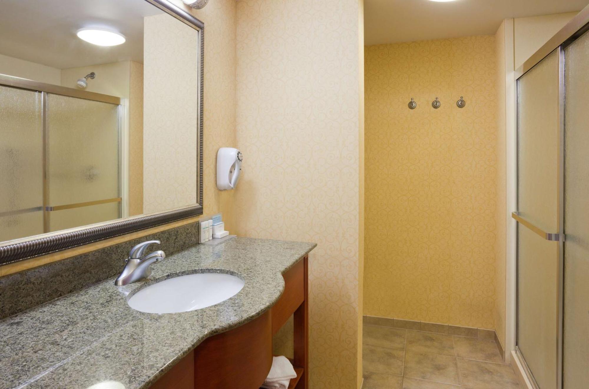 Hampton Inn & Suites Lino Lakes מראה חיצוני תמונה